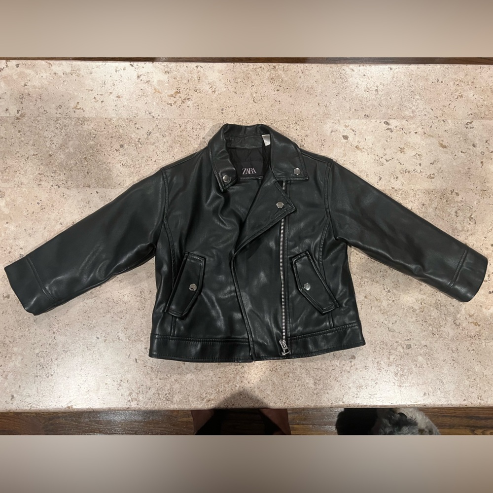 Size 3-4 years girl Zara soft leather
